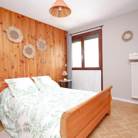 Coquet Appartement Type 2 De 56 M² En Centre Ville Briançon Buitenkant foto