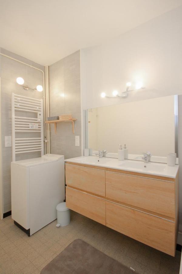 Coquet Appartement Type 2 De 56 M² En Centre Ville Briançon Buitenkant foto